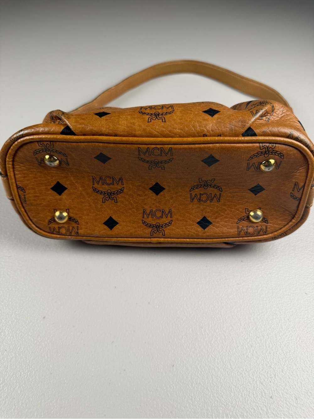MCM Visetos Coates Canvas Bag - Picture 4 of 11